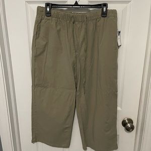 Croft & Barrow Women's Drawstring Stretch Capri NWT Size Med